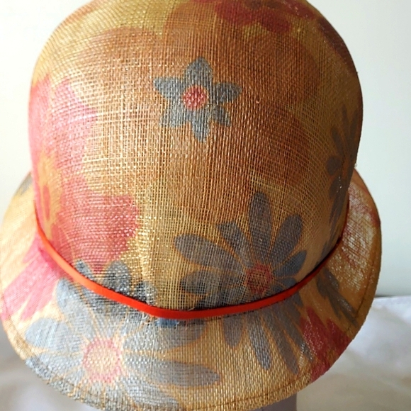 Handmade straw hat - Picture 3 of 7